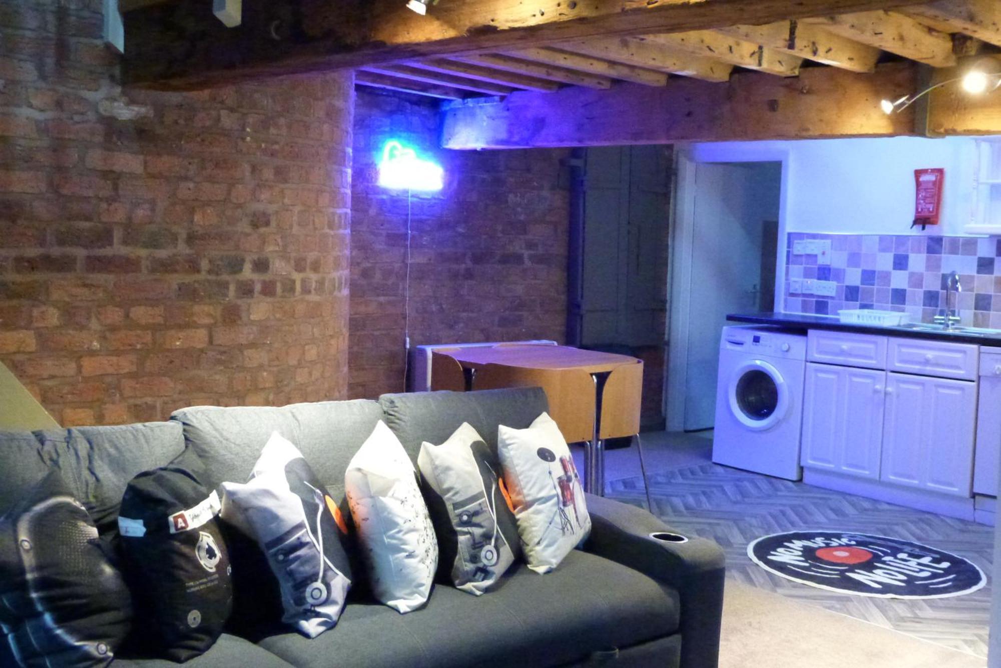 Button Street By Ustay Liverpool
